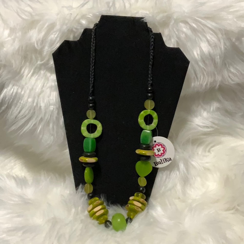 🆕📿Handcrafted beaded wood necklace 📿 from Thailand